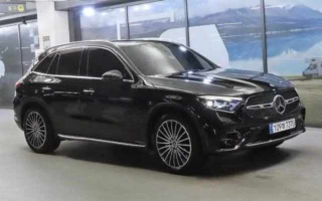 인천중고자동차가격 GLC클래스 X254 GLC300 4MATIC AMG 라인 매물 사진 3 - 2024/04 40,008km